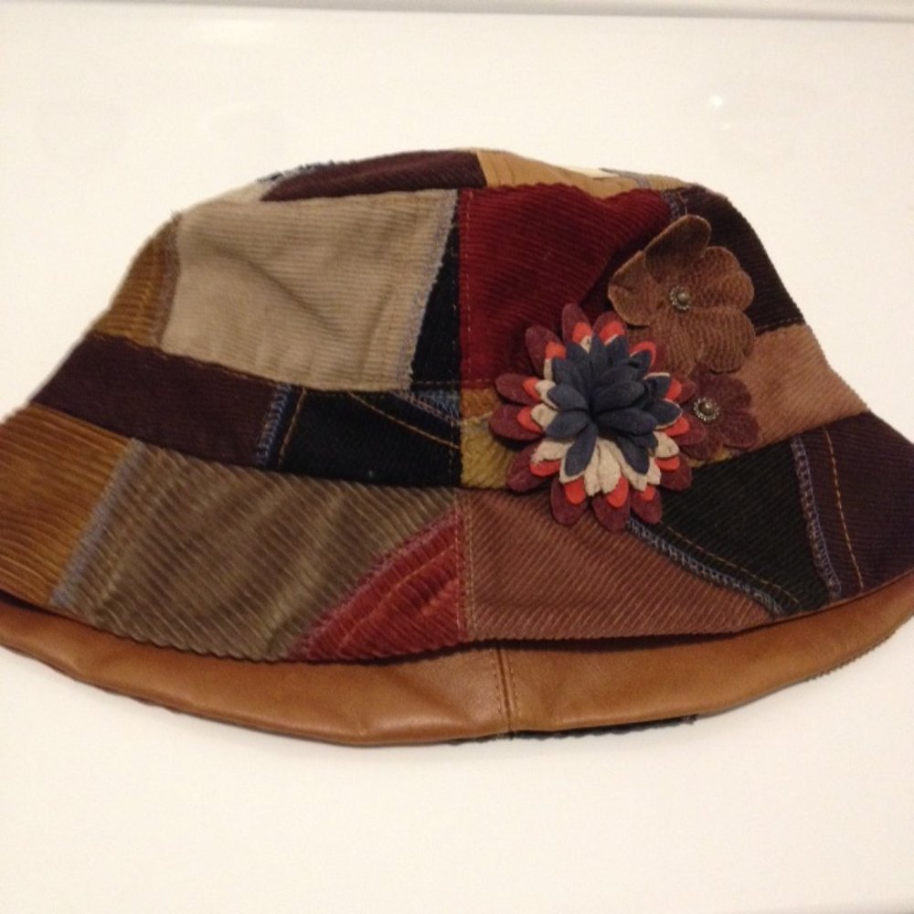 KOKIN Bucket Unisex Corduroy Leather Appliqué Quilted Hat